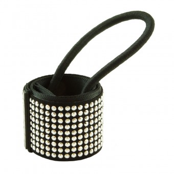 https://www.athelinda.se/3104-thickbox/hair-cuff-med-nitar.jpg