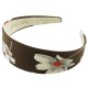 Diadem färgat tyg med vita blommor